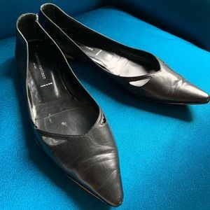 Sigerson Morrison pointy black leather flats